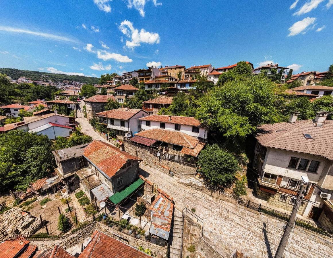 Hotel The Base- Balance Hub Veliko Tărnovo Esterno foto